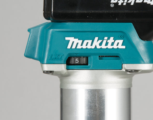 Makita overfres DRT50ZJX5 består av 5 tilbehør og koffert