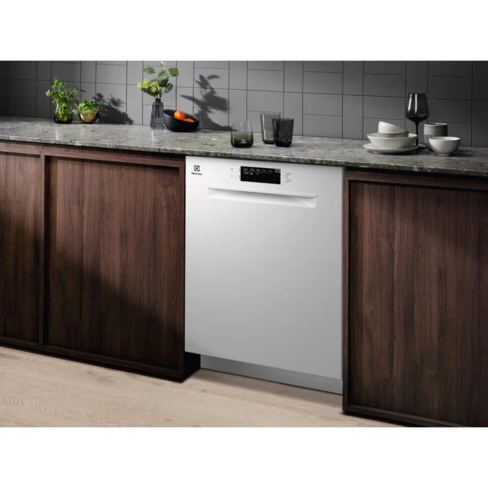 Electrolux Oppvaskmaskin 300 AirDry 60 cm Hvit - ESA47220UW