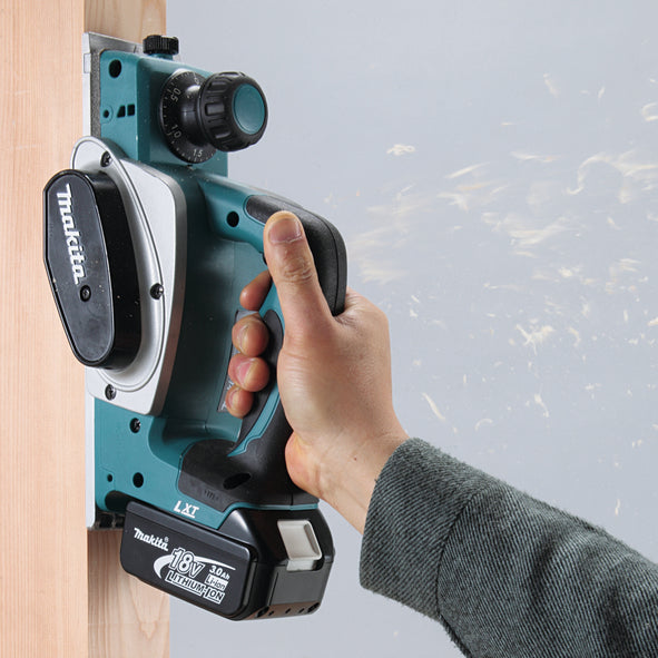 Makita HØVEL DKP180Z