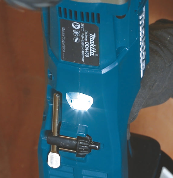 Makita vinkelbormaskin DDA460ZK