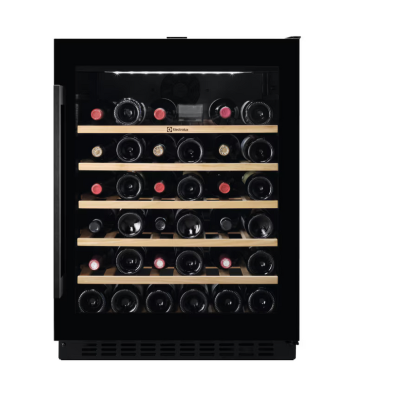 AEG 5000 integrert vinskap 52 flasker 82 cm AWUS052B5B 923421304