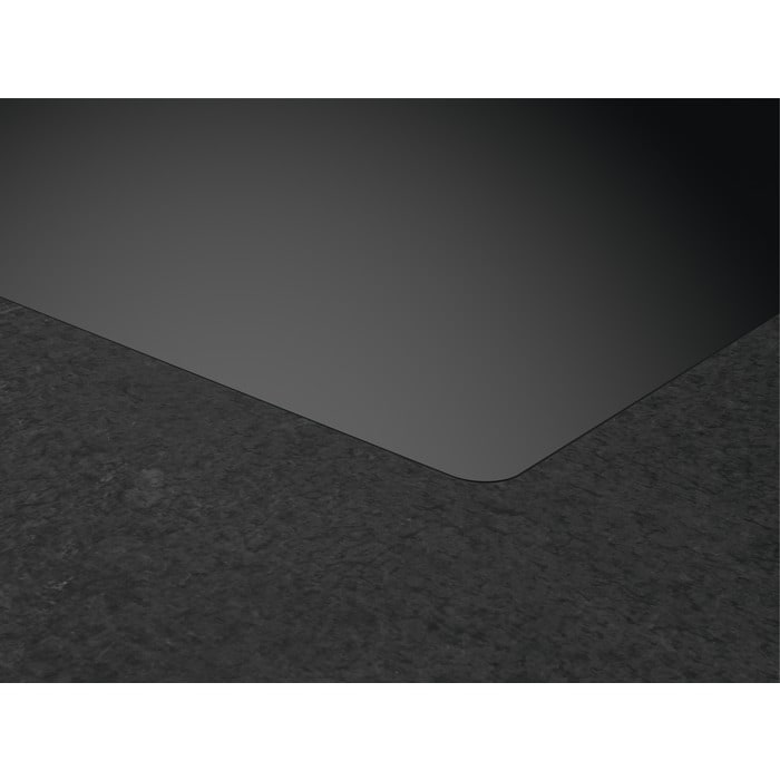 Aeg induksjonstopp med integrert ventilator 70 cm TCH74B01CB