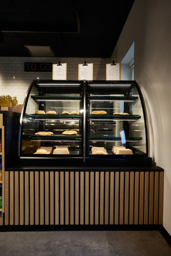 Vibocold kjøledisk Oslo med kurvet glass sort 137 cm OSC 100CN NEW