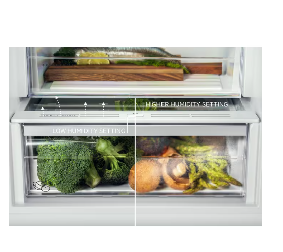 Aeg frittstående kjøleskap i hvit 186 cm RKE638E6MW