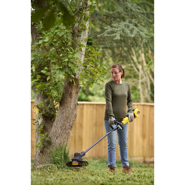 Stanley Fatmax gresstrimmere 18V 33cm 1x4Ah batteri SFMSTB930M-QW